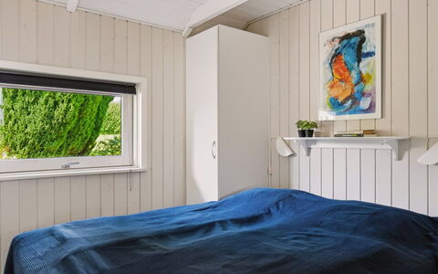 Hélène - 1.1Km from the Sea: Bois, Chambre, Design Intérieur, Sol, Sol, Drap De Lit, Lit, Linge, Literie, Meubles