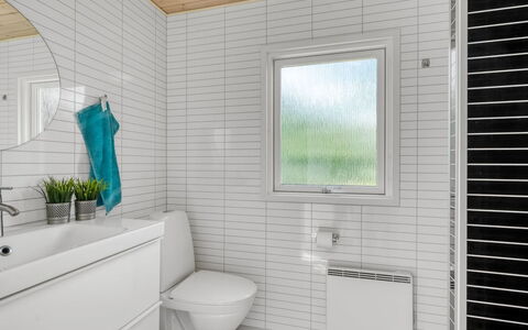 Lucian - from the Sea: Sol, Luminaire Plomberie, Design Intérieur, Sol, Salle De Bains, Plomberie, Évier, Tuile, Armoire De Toilette, Robinet
