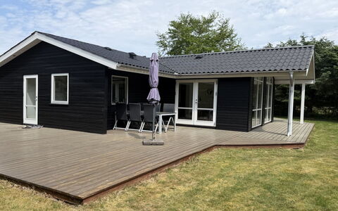 Lucian - from the Sea: Bois, Toit, Maison, Domicile, Chalet, Siding, Porte, Porche, Dur, Ombre