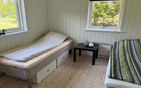 Lucian - from the Sea: Bois, Sol, Sol, Chambre, Meubles, Lit, Design Intérieur, Cadre De Lit, Drap De Lit, Pièce