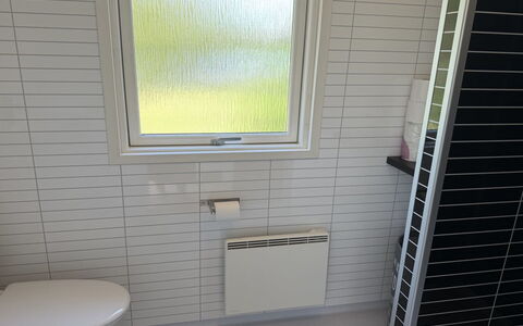 Lucian - from the Sea: Sol, Sol, Luminaire Plomberie, Design Intérieur, Salle De Bains, Toilette, Composite, Plomberie, Tuile, Pièce