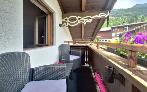 Holzegger: Balcon, Ombre, Tache De Bois, Dur, Plante D'Appartement, Porche