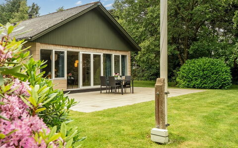 Adisl - 300M to the Fjord: Arbuste, Chalet, Domicile, Jardin, Lot Terre, Porche, Siding, Cour, Biens, Batiments Jardin
