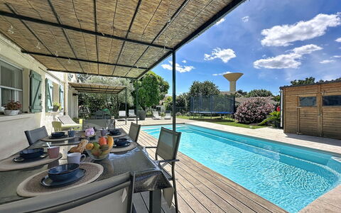 La Villa Soleya: Recours, Biens, Hacienda, Balcon, Ville Resort, Piscine, Hôtel, Station Balnéaire, Aménagement Paysager