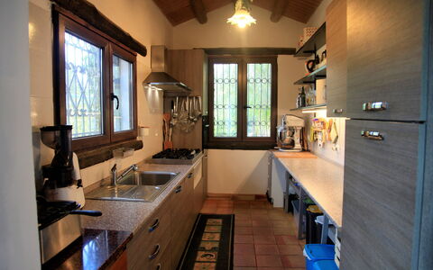 Casa Goel: Cuisine, Appareil De Cuisine, Comptoir, Evier, Principaux Appliance, Bois, Cabinetry, Meubles, Cuisinière, Design Intérieur