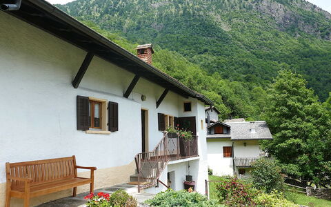 Casa Töira: Recours, Hôtel, Ville Resort