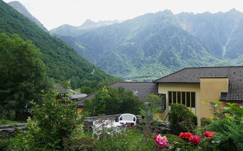 Casa Töira: Recours, Hôtel, Ville Resort