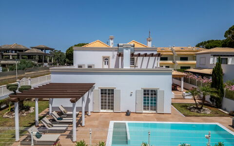 Villa Areias V6 Vip Properties: Recours, Hôtel, Ville Resort