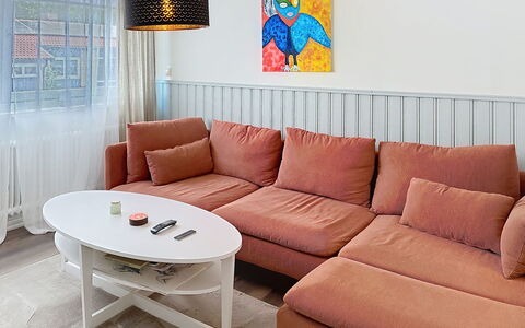Gullahuset: Meubles, Canapé, Sol, Sol, Design Intérieur, Salon, Coussin, Appartement, Domicile