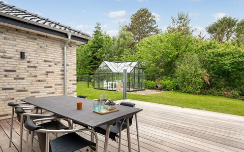 Frille - 1.5Km from the Sea: Meubles, Mobilier De Jardin, Table, Chaise, Tableau De Plein Air, Jardin, Table Cuisine Et Salle A Manger, Ombre, Arrière-Cour, Patio