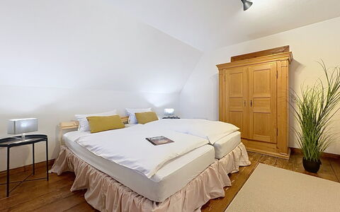 Auszeit für Körper und Seele: Meubles, Design Intérieur, Lit, Chambre, Sol, Sol, Plafond, Bois, Pièce, Éclairage