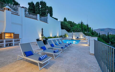 Romantica: Bleu, Appartement, Design Urbain, Piscine, Recours, Biens, Villa, Ombre, Hôtel, Mobilier De Jardin