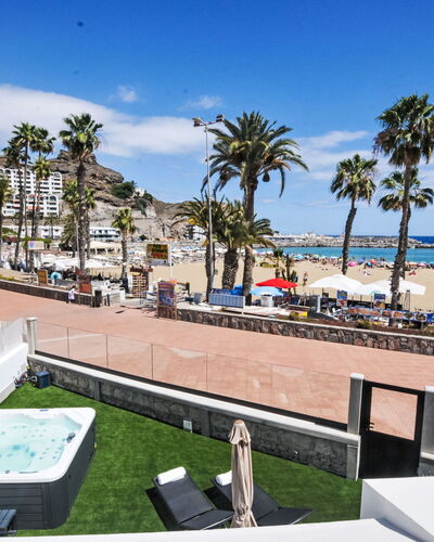 Sand, Sea and Love: Côte, Cotiers Et Relief Océaniques, Mer, Plage, Recours, Océan, Rive, Ombre, Mobilier De Jardin