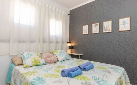 Marc Miami: Meubles, Design Intérieur, Lit, Chambre, Literie, Drap De Lit, Sol, Sol, Linge, Pièce