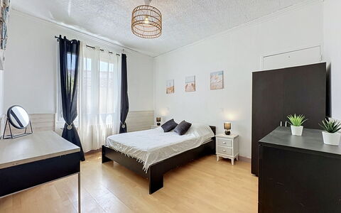L'Estuaire: Meubles, Design Intérieur, Sol, Sol, Lit, Chambre, Bois, Pièce, Plafond, Parquet