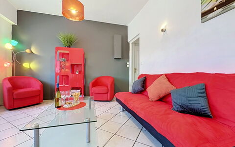 L'Estuaire: Design Intérieur, Meubles, Sol, Plafond, Sol, Pièce, Appartement, Canapé, Éclairage, Salon