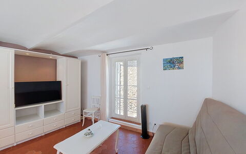 Bellevue: Meubles, Design Intérieur, Sol, Sol, Bois, Pièce, Télévision, Appartement, Salon