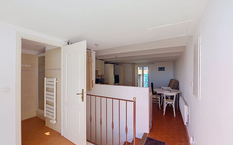 Bellevue: Meubles, Mobilier De Jardin, Chaise, Jardin, Arrière-Cour, Ombre, Cour, Aménagement Paysager, Eco Hôtel, Tableau De Plein Air