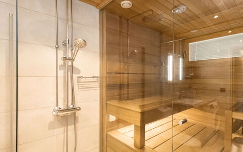 Levin Kunkku B2: Sol, Sol, Design Intérieur, Bois, Luminaire Plomberie, Éclairage, Sauna, Salle De Bains, Plomberie, Plafond