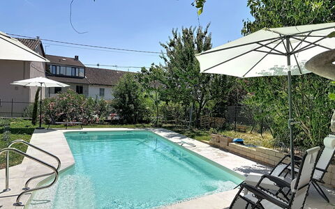 La Casetta di Palmira: Piscine, L'Eau, Mobilier De Jardin, Recours, Parapluie, Composite, Ombre, Eco Hôtel, Caractéristique De L'Eau, Chaise