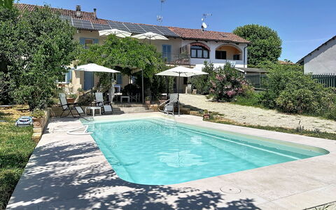 La Casetta di Palmira: Piscine, Mobilier De Jardin, Recours, Meubles, Zone Résidentielle, Loisir, Parapluie, Chaise, Balancelle, Hacienda
