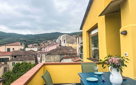 Ca Dell'Andre: Mur, Jaune, Quartier, Domicile, Appartement, Balcon, Peindre, Plante D'Appartement