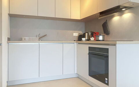 Résidence Croix de Coeur: Cuisine, Appareil De Cuisine, Comptoir, Cabinetry, Design Intérieur, Principaux Appliance, Sol, Bois, Meubles, Sol