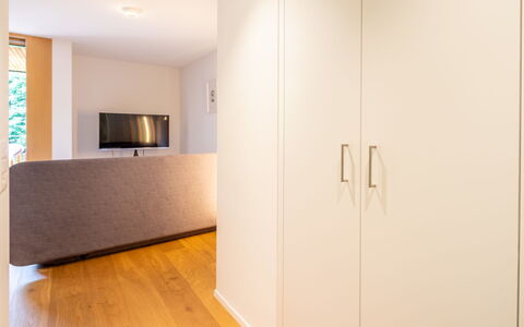 Vallada 11-06: Sol, Design Intérieur, Bois, Sol, Meubles, Parquet, Pièce, Tache De Bois, Plafond, Dur