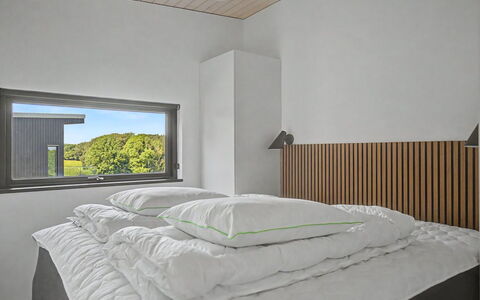 Sedine - 500M from the Sea: Design Intérieur, Plafond, Chambre, Lit, Éclairage, Luminaire, Pièce, Literie, Cadre De Lit, Drap De Lit