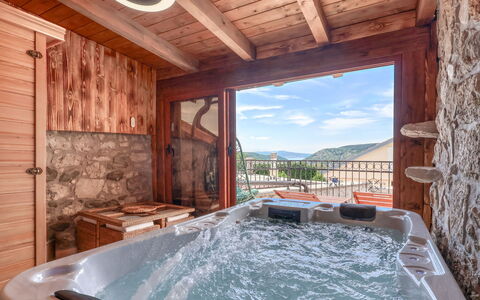 Villa Lara: Piscine, Zone Résidentielle, Thermes, Recours, Composite, Loisir, Biens, Gazon Artificiel, Hacienda, Villa