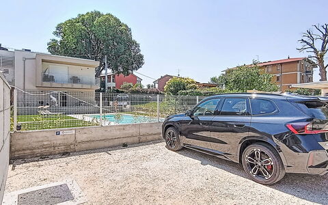 Residence Borgo Marinoni - Due: Piscine, Zone Résidentielle, Thermes, Recours, Composite, Loisir, Biens, Gazon Artificiel, Hacienda, Villa