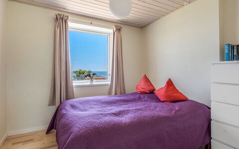 Alkmund - 100M from the Sea: Lit, Sol, Chambre, Sol, Drap De Lit, Design Intérieur, Parquet, Bois, Literie, Plafond