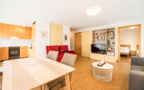 Val Mulin 8.2: Design Intérieur, Meubles, Sol, Sol, Bois, Plafond, Parquet, Pièce, Salon, Canapé