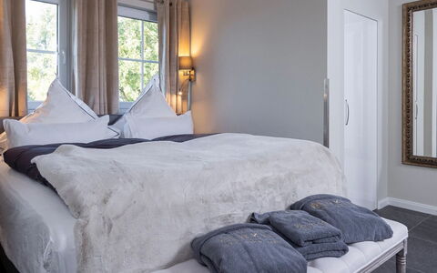 Rambin 100: Design Intérieur, Lit, Meubles, Chambre, Literie, Drap De Lit, Linge, Textile, Pièce, Domicile