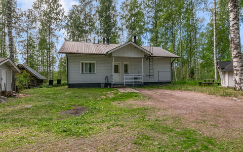 Lääsänäyräs: Meubles, Mobilier De Jardin, Chaise, Ombre, Tableau De Plein Air, Plante D'Appartement, Patio, Cour, Conception, Balcon