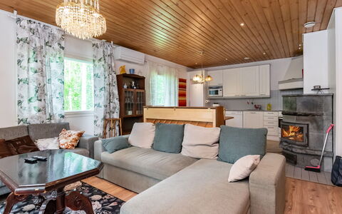 Lääsänäyräs: Meubles, Mobilier De Jardin, Chaise, Ombre, Tableau De Plein Air, Plante D'Appartement, Patio, Cour, Conception, Balcon