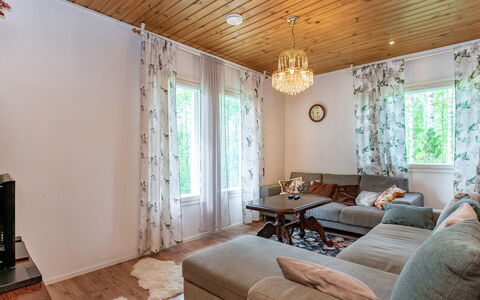 Lääsänäyräs: Meubles, Mobilier De Jardin, Chaise, Ombre, Tableau De Plein Air, Plante D'Appartement, Patio, Cour, Conception, Balcon