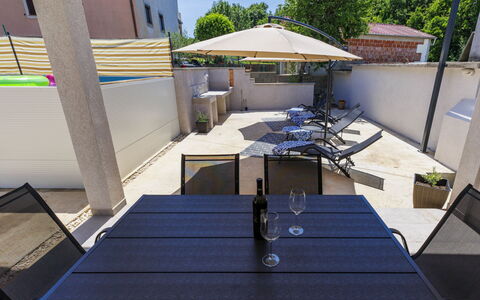 Alma: Meubles, Mobilier De Jardin, Chaise, Ombre, Tableau De Plein Air, Plante D'Appartement, Patio, Cour, Conception, Balcon