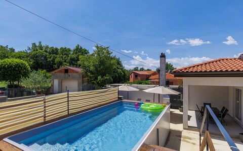 Alma: Meubles, Mobilier De Jardin, Chaise, Ombre, Tableau De Plein Air, Plante D'Appartement, Patio, Cour, Conception, Balcon
