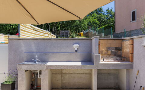 Alma: Meubles, Mobilier De Jardin, Chaise, Ombre, Tableau De Plein Air, Plante D'Appartement, Patio, Cour, Conception, Balcon