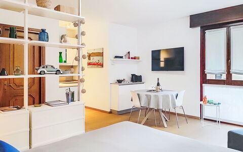 Riva&Lago: Meubles, Mobilier De Jardin, Chaise, Ombre, Tableau De Plein Air, Plante D'Appartement, Patio, Cour, Conception, Balcon