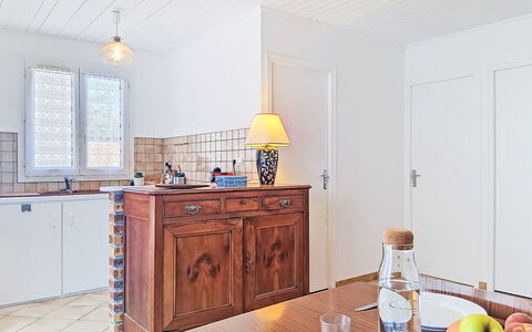 Le Canot: Meubles, Mobilier De Jardin, Chaise, Jardin, Tache De Bois, Pelouse, Dur, Ombre, Arrière-Cour