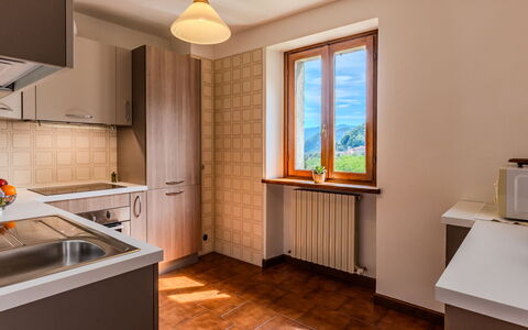 Casa Giamba: Design Intérieur, Sol, Cuisine, Bois, Plafond, Comptoir, Pièce, Cabinetry, Meubles, Appareil De Cuisine