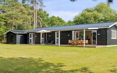 Antonie - 4.2Km from the Sea