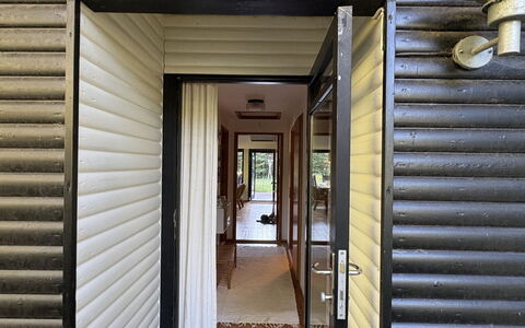 Siggi - 400M from the Sea: Bois, Siding, Dur, Tache De Bois, Accueil Porte, Batiments Jardin, Daylighting, Couvre-Fenêtres, Planche