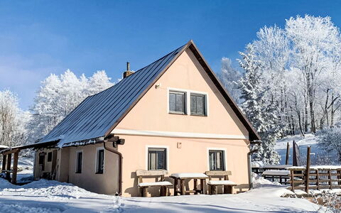 Babí: Zone Résidentielle, Appartement, Biens, Recours, Manoir, Balcon, Villa, Piscine