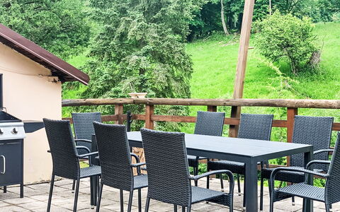Babí: Zone Résidentielle, Appartement, Biens, Recours, Manoir, Balcon, Villa, Piscine