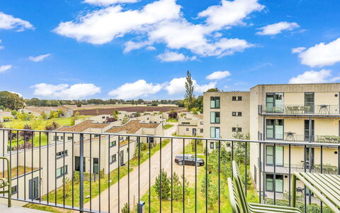 Krosse Krabbe: Zone Résidentielle, Appartement, Biens, Recours, Manoir, Balcon, Villa, Piscine