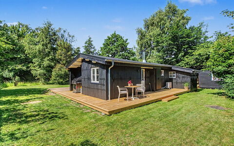 Fulla - 150M from the Sea: Chalet, Batiments Jardin, Cabane En Rondins, Jardin, Cabanon, Siding, Cour, Ferme, Arrière-Cour, Dur
