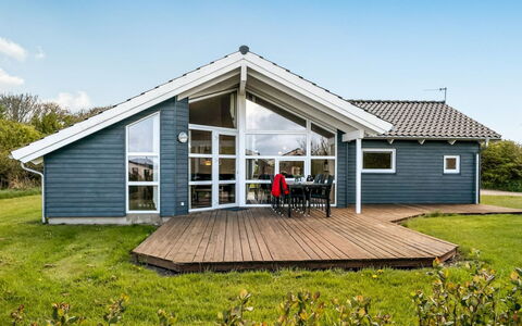 Skakke - 350M to the Fjord: Zone Résidentielle, Appartement, Biens, Recours, Manoir, Balcon, Villa, Piscine